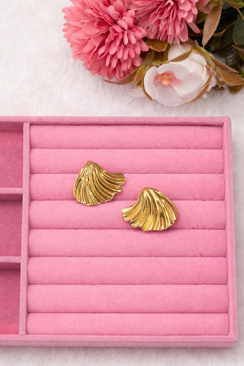 Golden Shell Stud Earrings